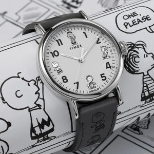 Timex Peanuts Sketch Watch TW2W45900