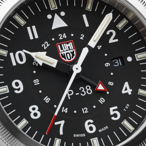 Luminox Air Pilot P-38 Lightning XA.9521